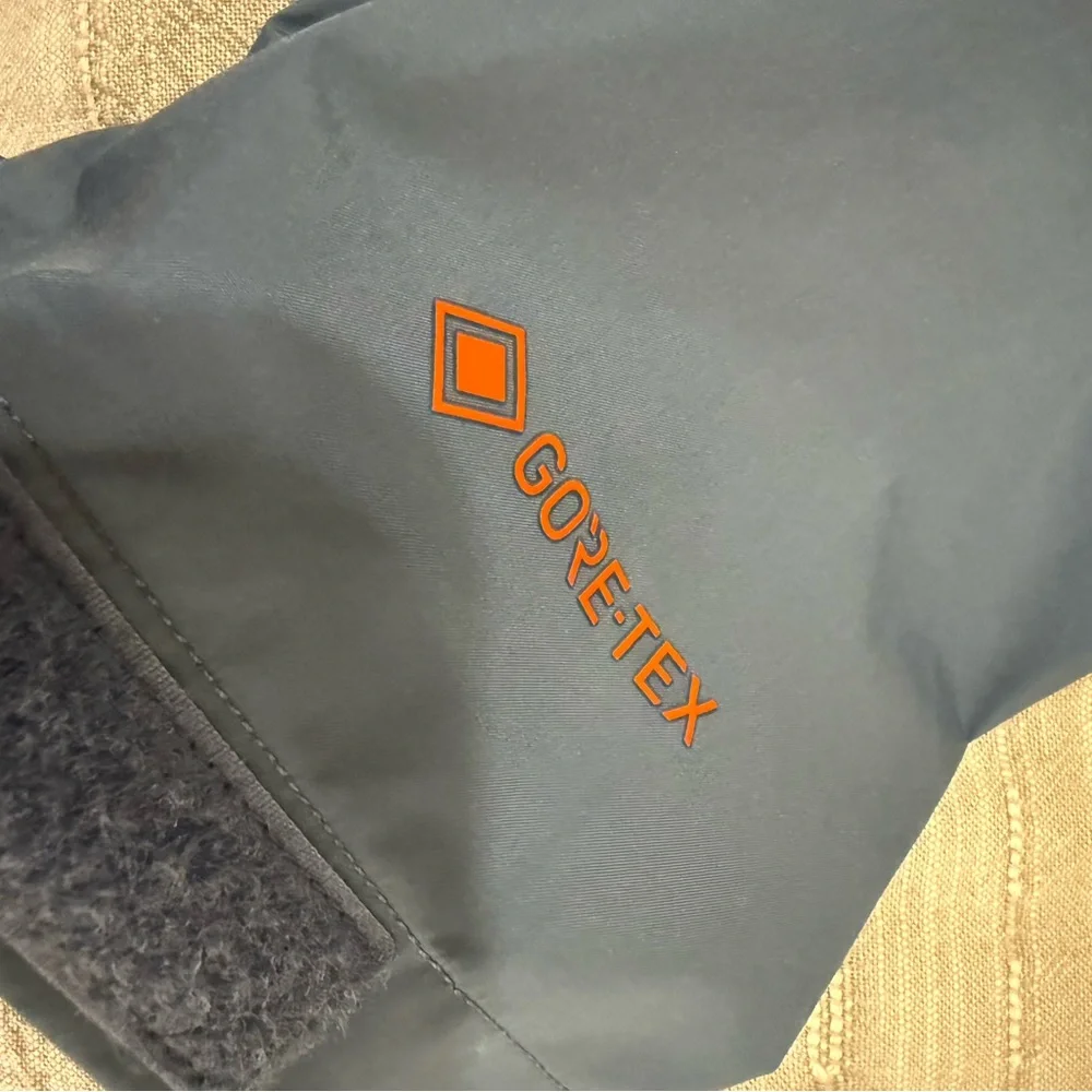 Large Men’s Outdoor Research Foray II GORETEX rain jacket - Picture 6 of 7